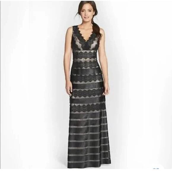 JS Collections Satin And Lace Black Evening Gown Size 14 - Picture 1 of 6